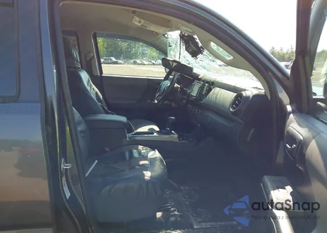 2019 Toyota Tacoma Sr5 V6 z USA, uszkodzony, nr VIN 3TMDZ5BN4KM063826